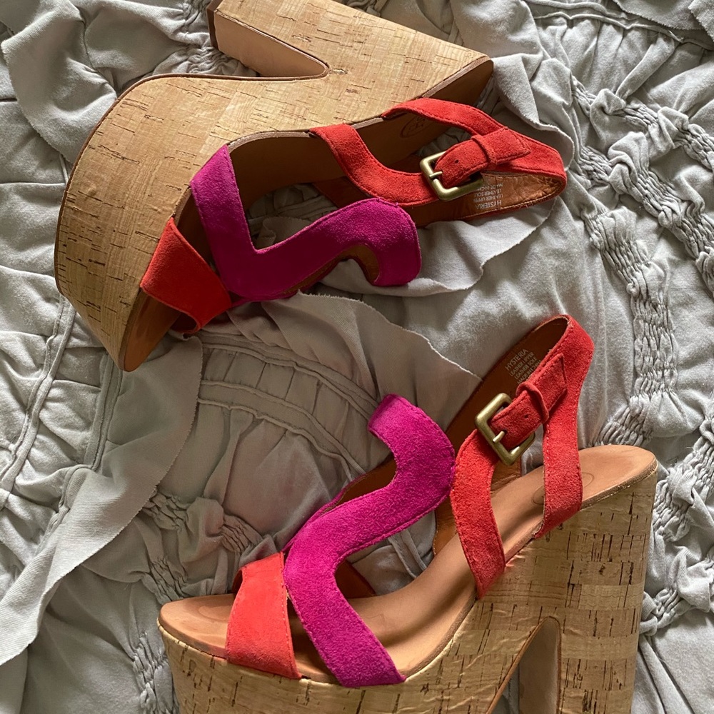 ASH Hysteria Platform Suede Heel